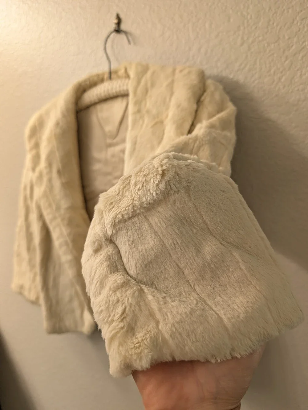 Gorgeous Vintage Rabbit Fur Cropped Jacket Cream Off White Size XSmall/Small